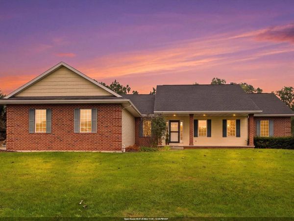 1276 PEMMICAN COURT, Neenah, WI 54956
