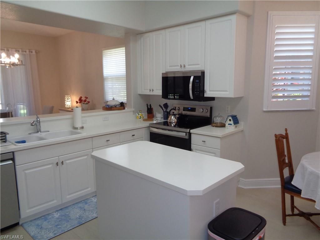 558 Vintage Reserve Ln , Unit B, Naples, FL 34119 Photo