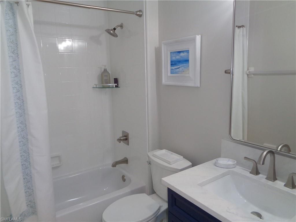 558 Vintage Reserve Ln , Unit B, Naples, FL 34119 Photo