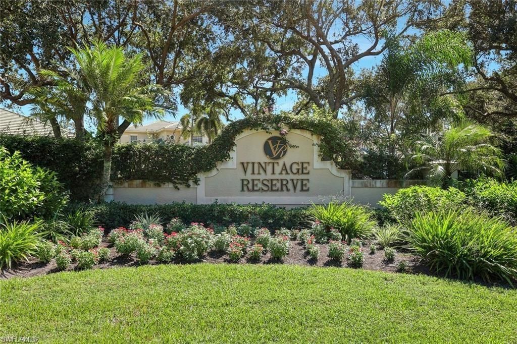 558 Vintage Reserve Ln , Unit B, Naples, FL 34119 Photo