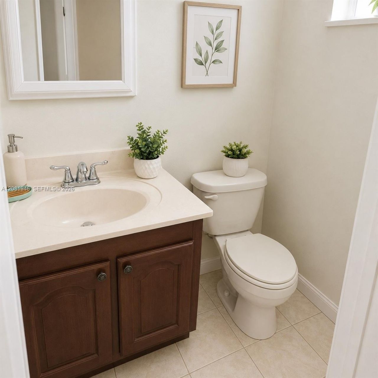 301 Cambridge Rd, Unit 306, Hollywood, FL 33024 Photo