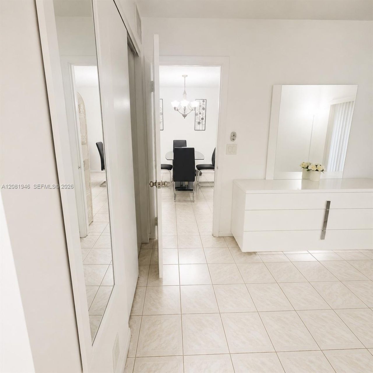 301 Cambridge Rd, Unit 306, Hollywood, FL 33024 Photo