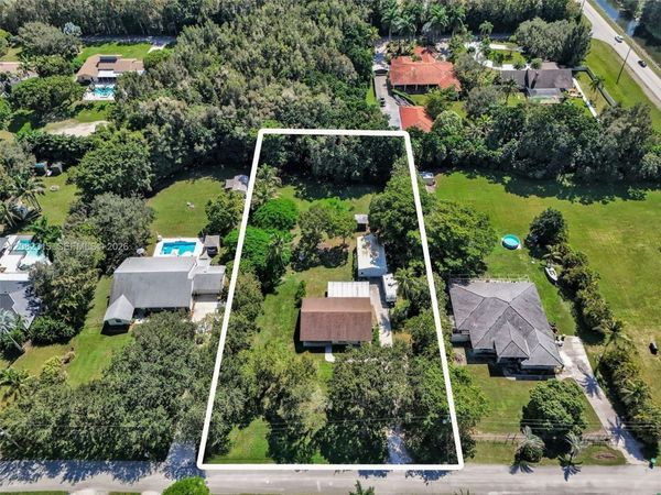 17110 SW 64th Ct, Southwest Ranches, FL 33331