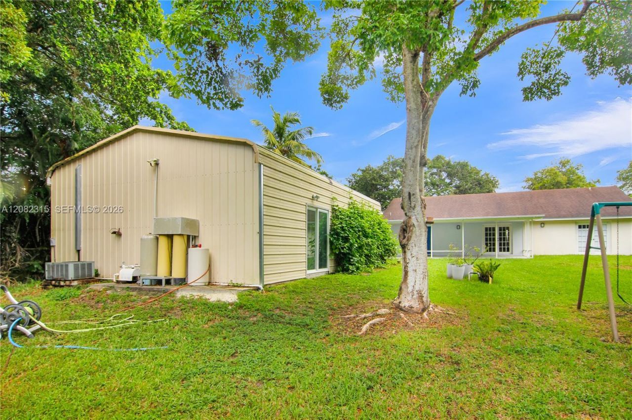 17110 SW 64th Ct, Southwest Ranches, FL 33331 Photo