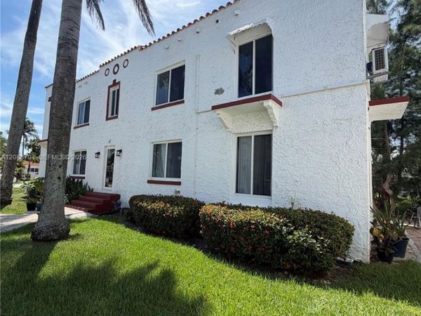817 Tyler St , Unit 1, Hollywood, FL 33019