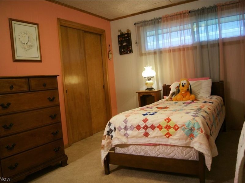 322 S Alexander Street , Millersburg, OH 44654 Photo 4