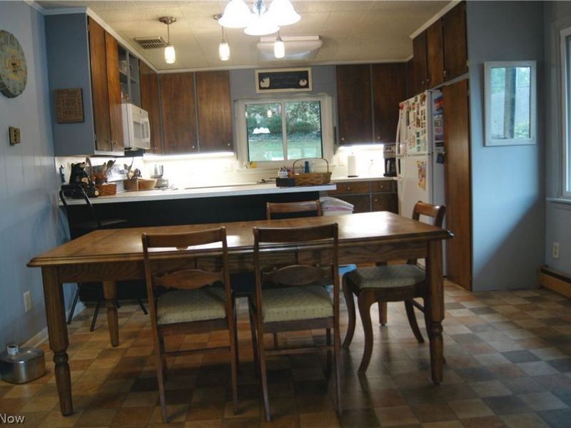 322 S Alexander Street , Millersburg, OH 44654 Photo 5
