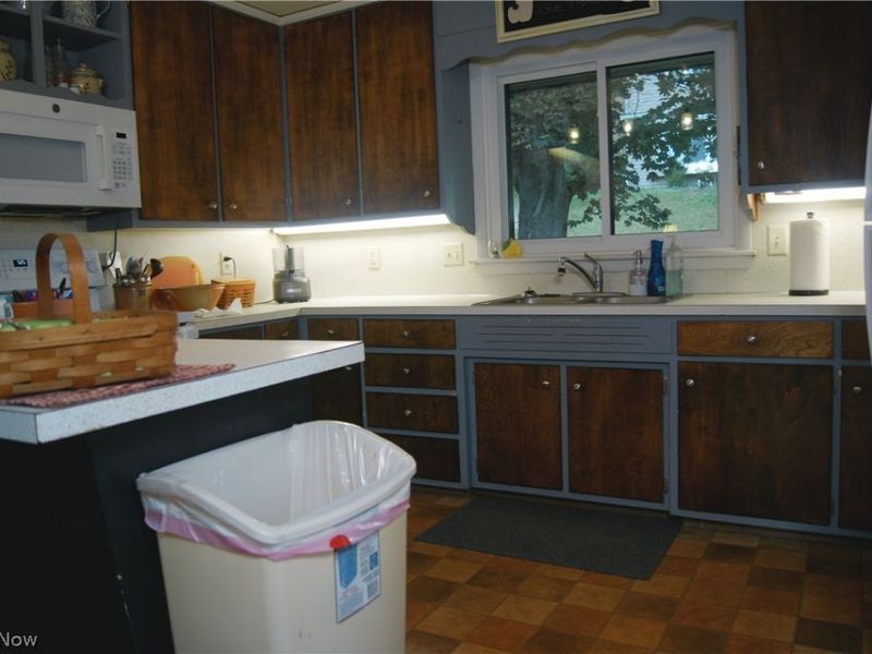 322 S Alexander Street , Millersburg, OH 44654 Photo 8