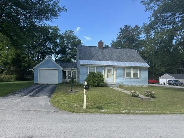 1 King Street, Milford, NH 03055