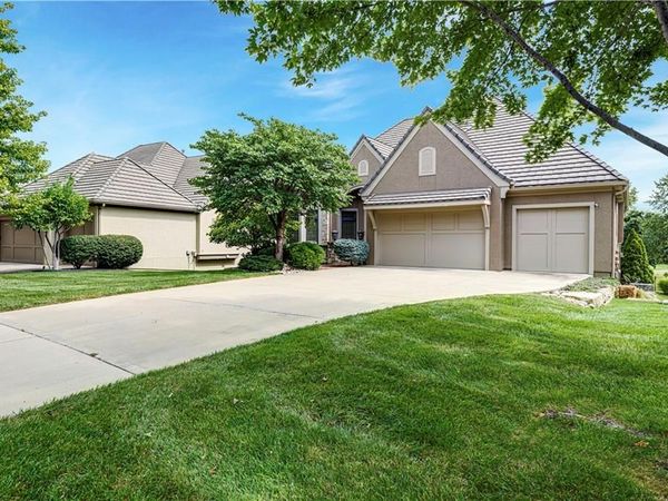 14105 Nicklaus Drive, Overland Park, KS 66223