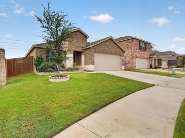 4409 Greenham Lane, Fort Worth, TX 76036