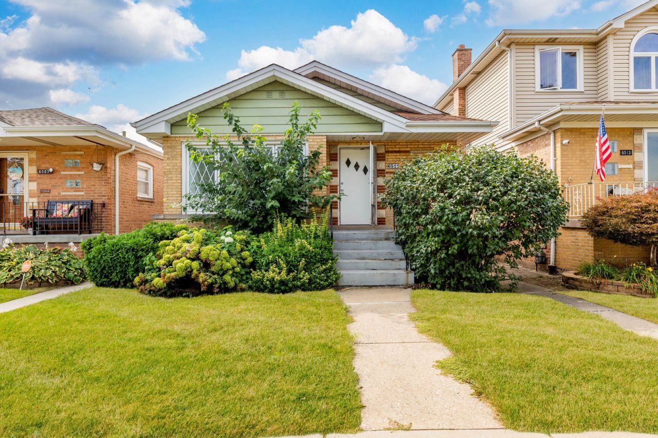 6511 W 63rd Place, Chicago, IL 60638 Main Photo