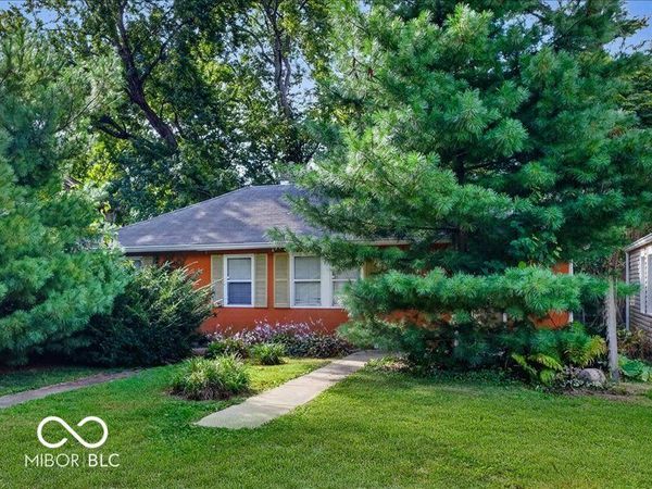 1025 Helen Drive, Indianapolis, IN 46240