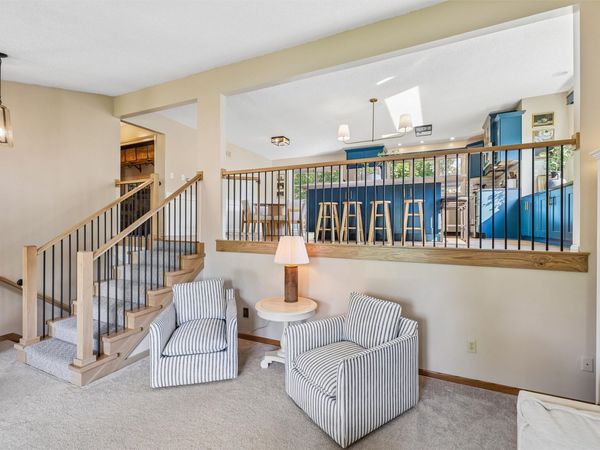 1333 NW 90th Street, Clive, IA 50325