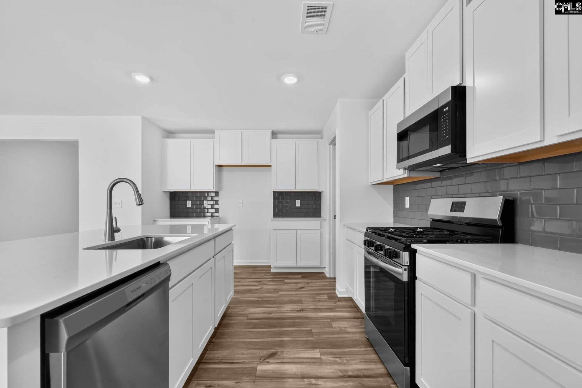 365 354 Sunnyfalls Drive  Photo 7