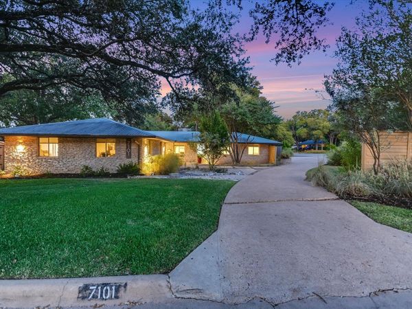 7101 Sungate DR, Austin, TX 78731