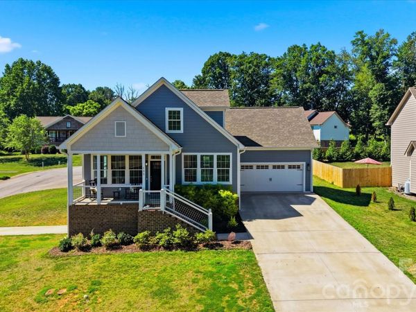 135 Maplewood Court , Hudson, NC 28638