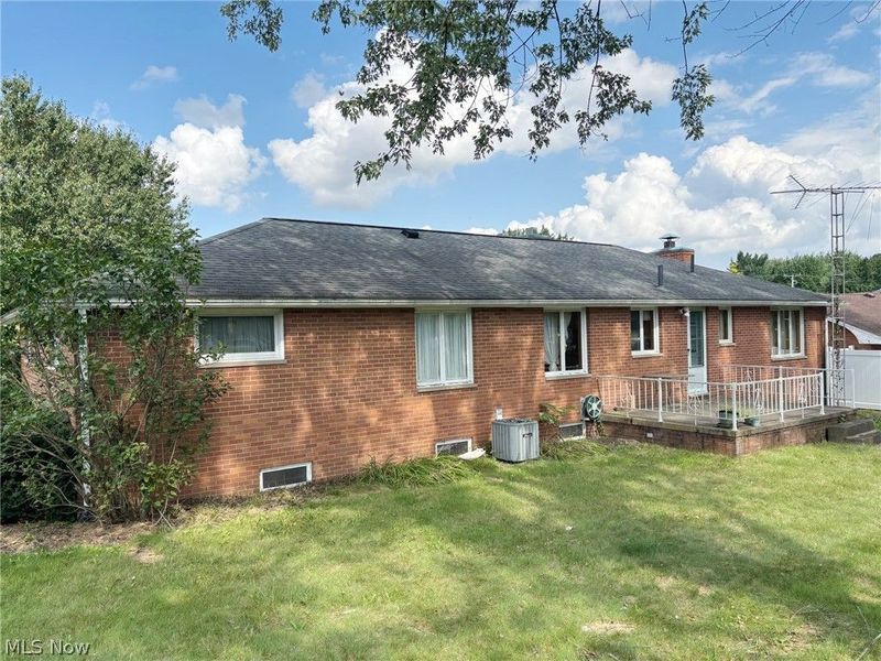1410 Perry Drive NW, Canton, OH 44708 Photo 2