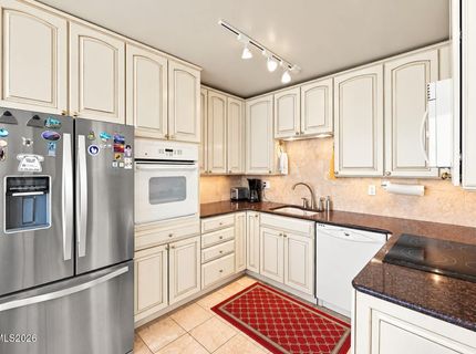 280 Island Avenue, Unit APT 1403, Reno, NV 89501 Photo
