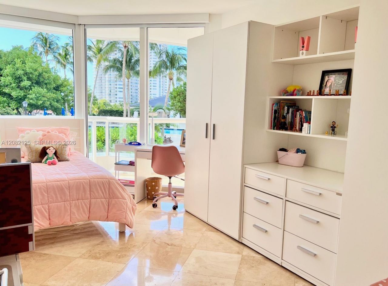 21055 Yacht Club Dr , Unit 510, Aventura, FL 33180 Photo