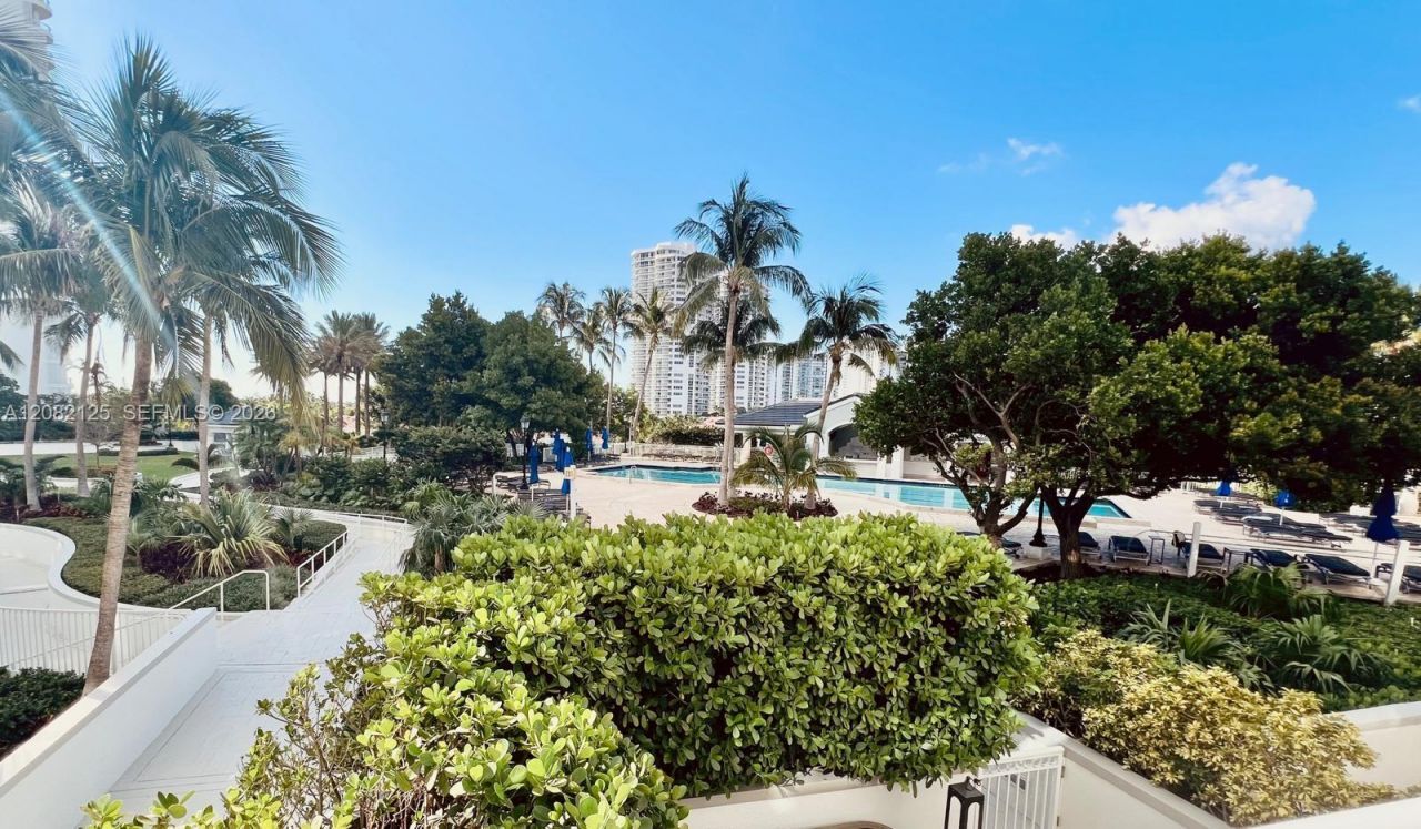 21055 Yacht Club Dr , Unit 510, Aventura, FL 33180 Photo