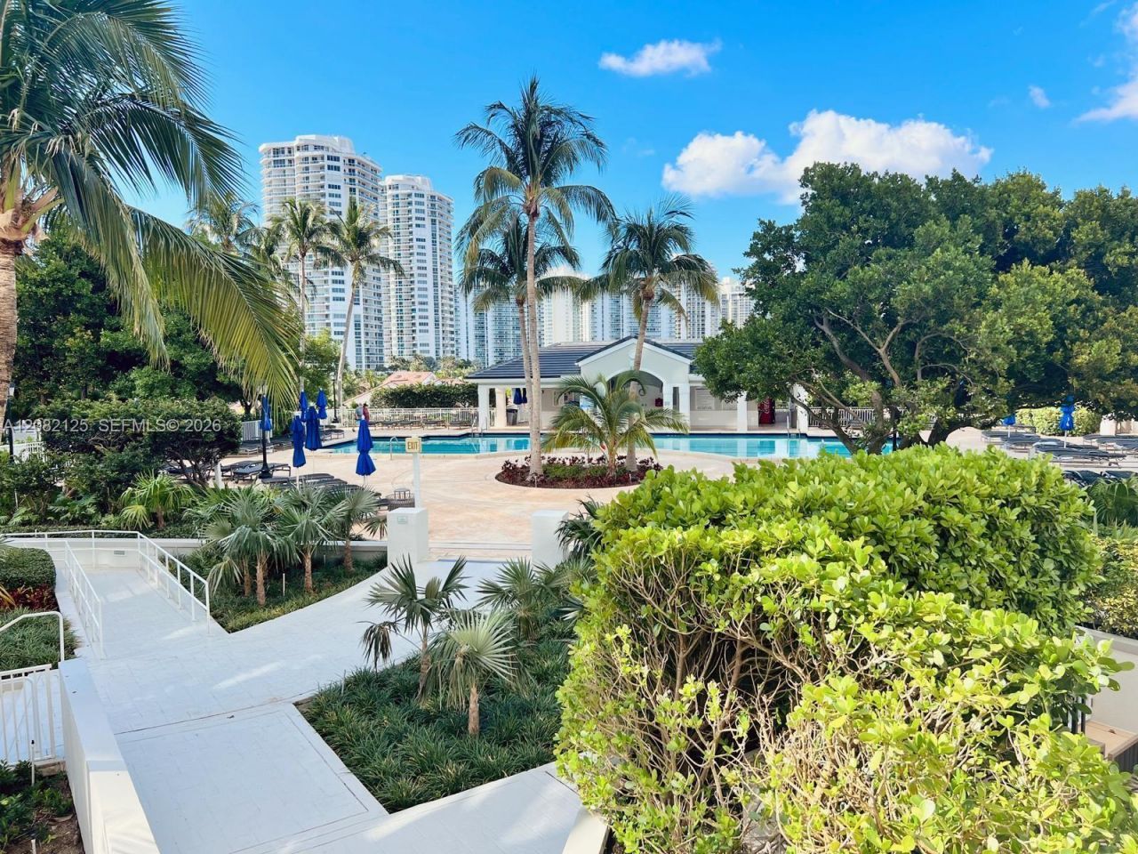 21055 Yacht Club Dr , Unit 510, Aventura, FL 33180 Photo