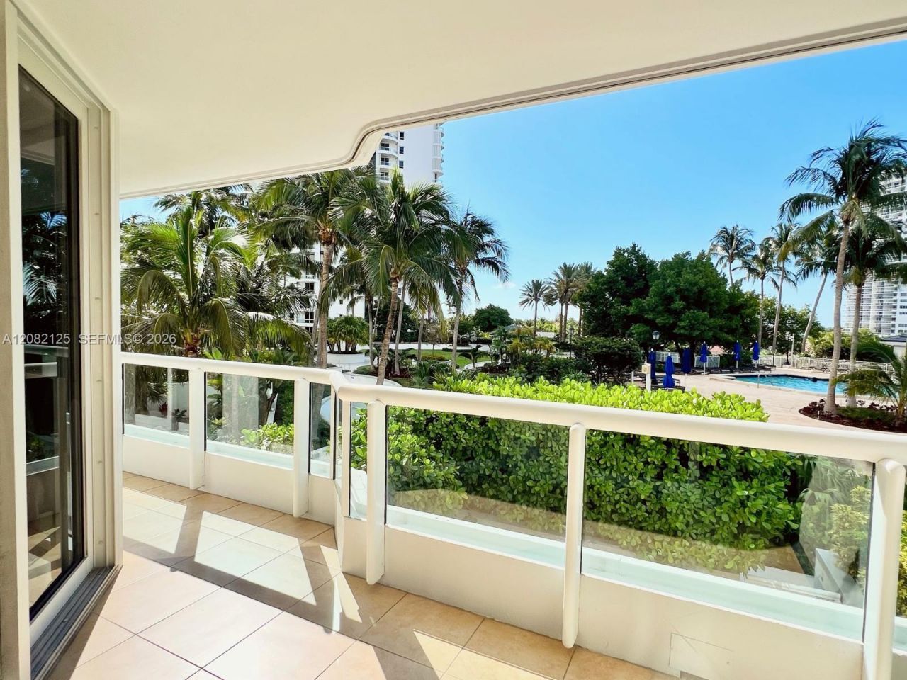 21055 Yacht Club Dr , Unit 510, Aventura, FL 33180 Photo