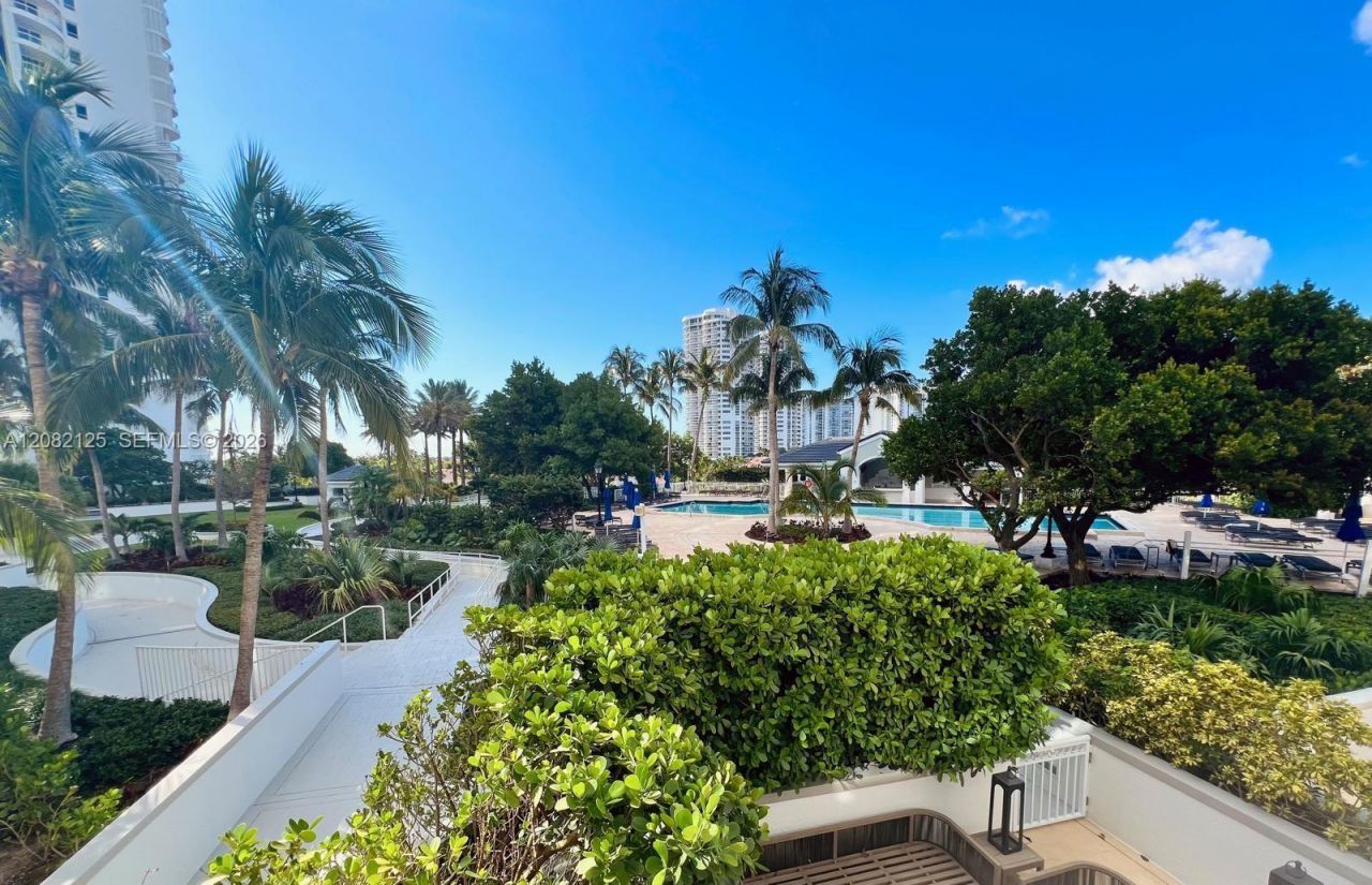 21055 Yacht Club Dr , Unit 510, Aventura, FL 33180 Photo