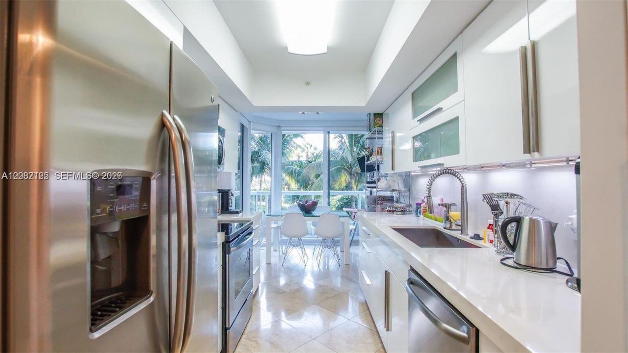 21055 Yacht Club Dr , Unit 510, Aventura, FL 33180 Photo