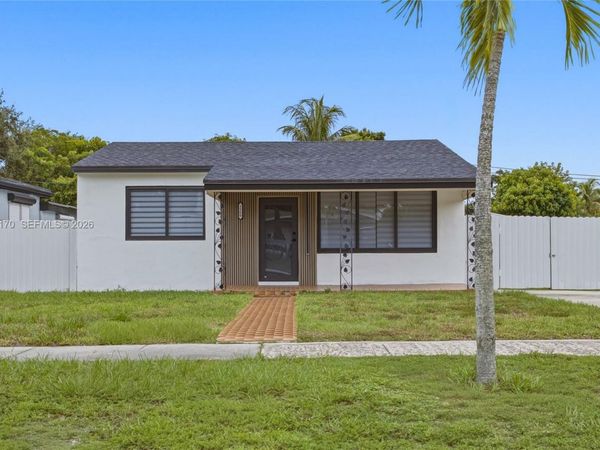 1260 NE 155th St, North Miami Beach, FL 33162