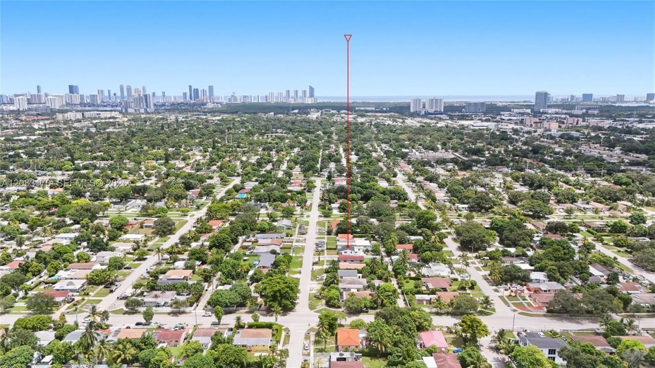 1260 NE 155th St , North Miami Beach, FL 33162 Photo