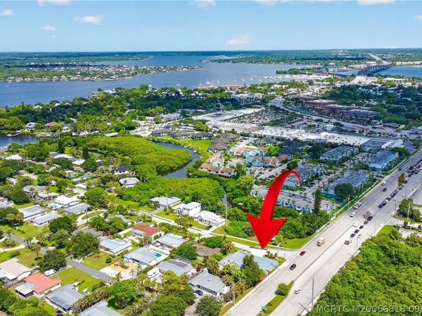 1200 S Kanner Highway, Stuart, FL 34994