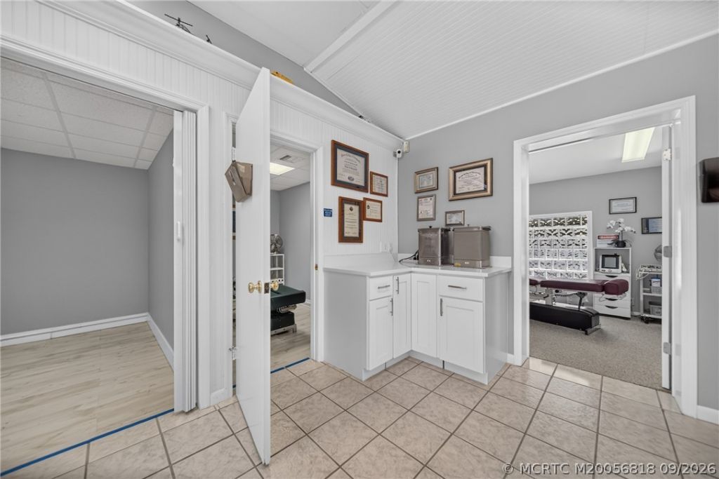 1200 S Kanner Highway, Stuart, FL 34994 Photo