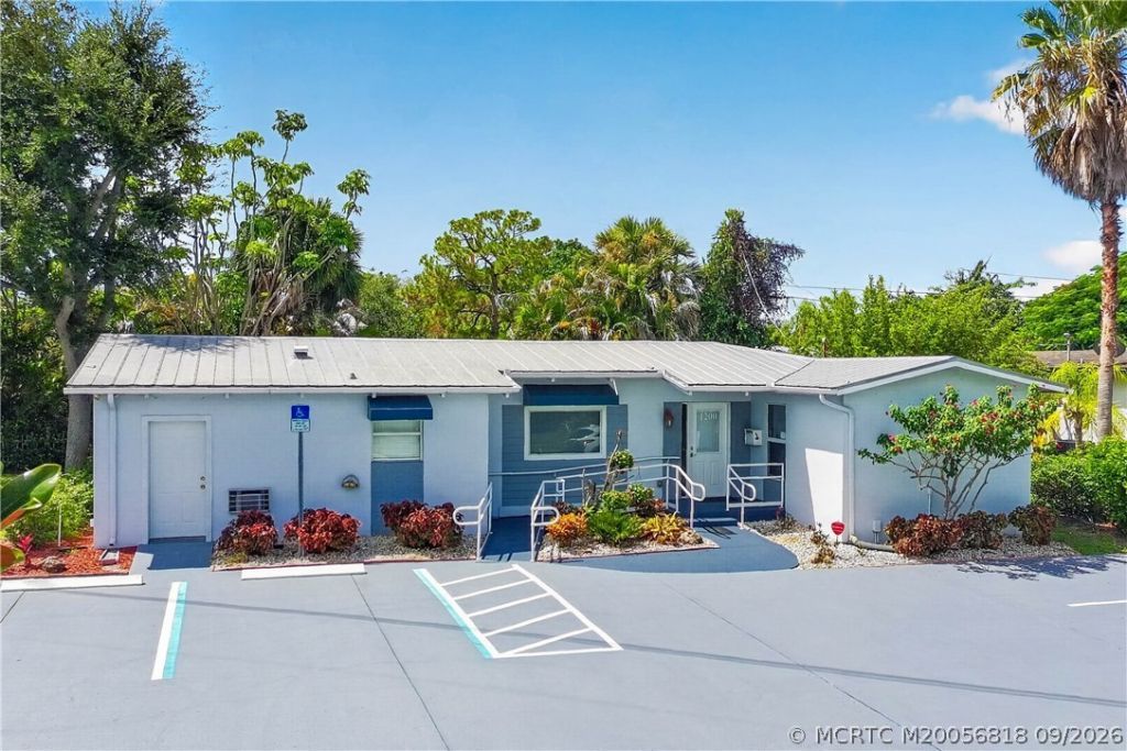 1200 S Kanner Highway , Stuart, FL 34994 Photo