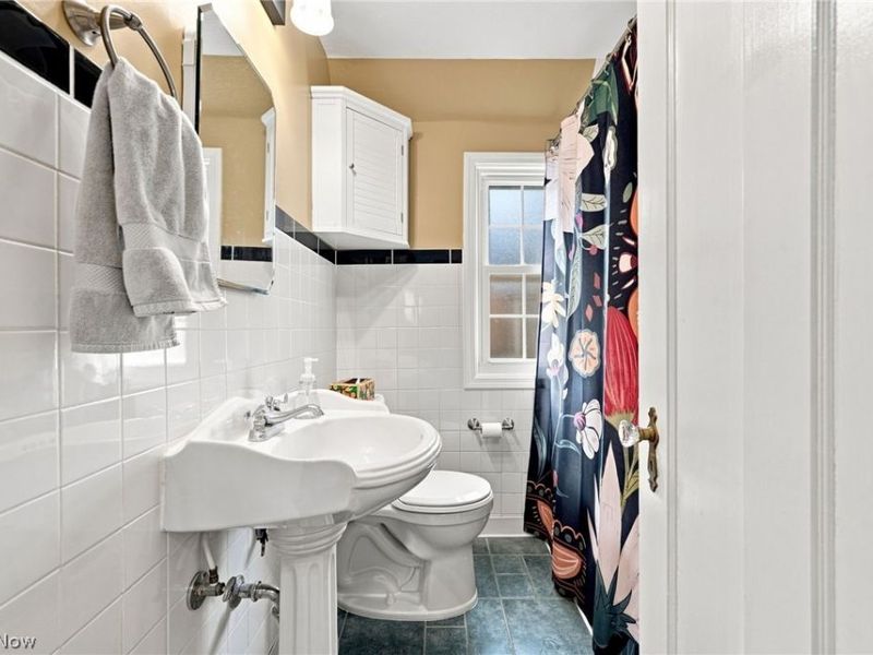 17101 Laverne Avenue, Cleveland, OH 44135 Photo 31