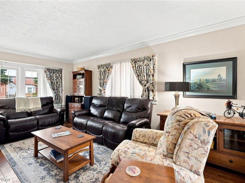 17101 Laverne Avenue, Cleveland, OH 44135 Photo 6