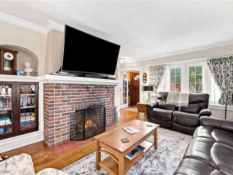 17101 Laverne Avenue, Cleveland, OH 44135 Photo 8