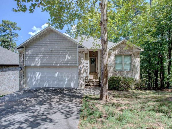 98 Prospect Trl, North Little Rock, AR 72118