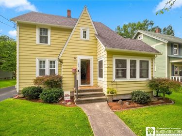 159 Hotchkiss Street , Jamestown, NY 14701