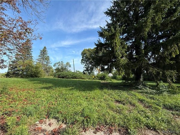 718 Willow Avenue , Niagara Falls, NY 14305