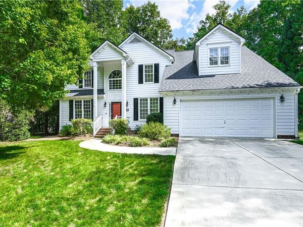 3 Veranda Court , Greensboro, NC 27455