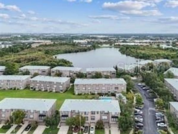 2525 MIDDLETON GROVE DRIVE, BRANDON, FL 33511