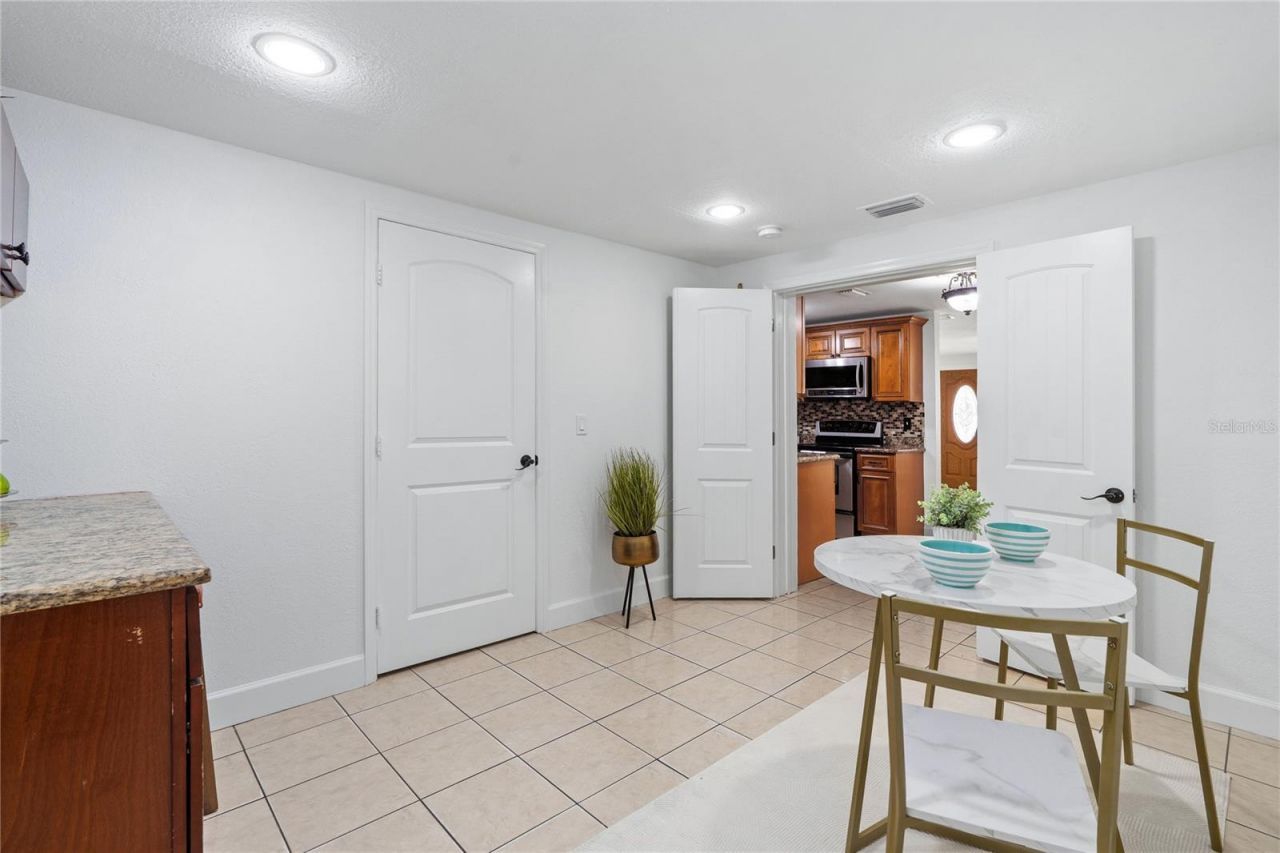 6004 W Jean Street , Tampa, FL 33634 Photo