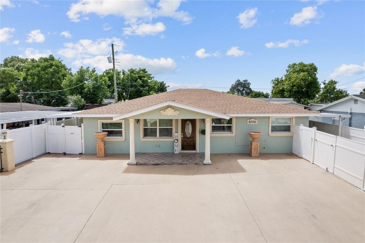 6004 W Jean Street , Tampa, FL 33634 Photo