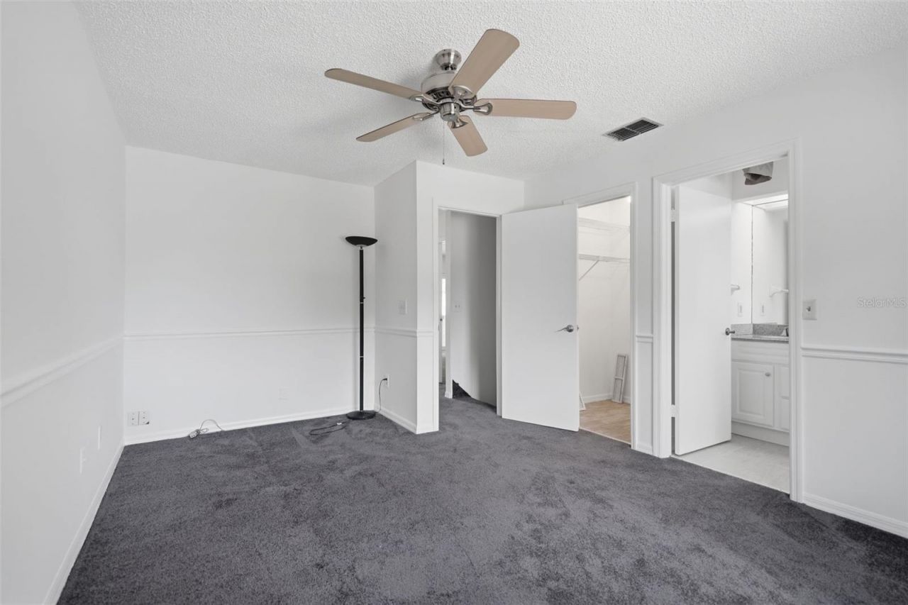 5824 Idle Forest Place , Tampa, FL 33614 Photo
