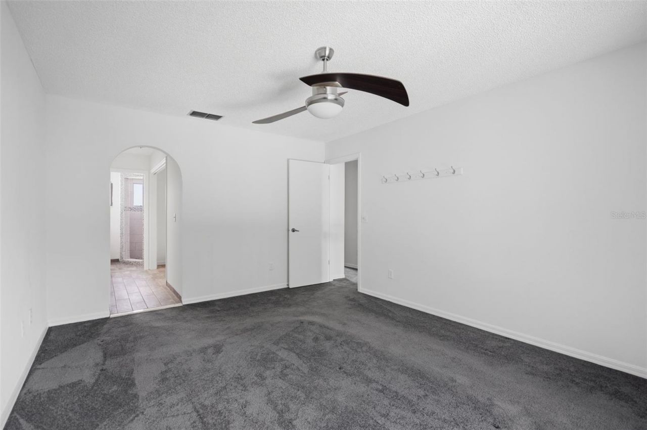 5824 Idle Forest Place , Tampa, FL 33614 Photo
