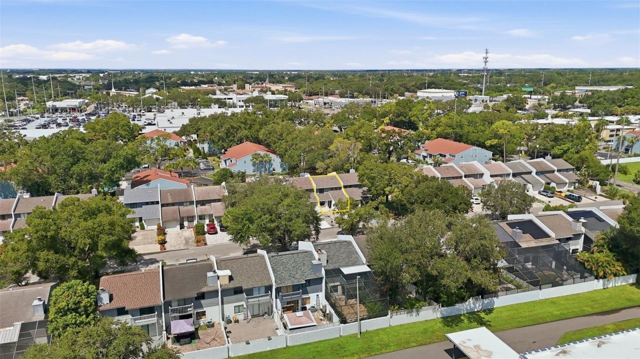 5824 Idle Forest Place , Tampa, FL 33614 Photo