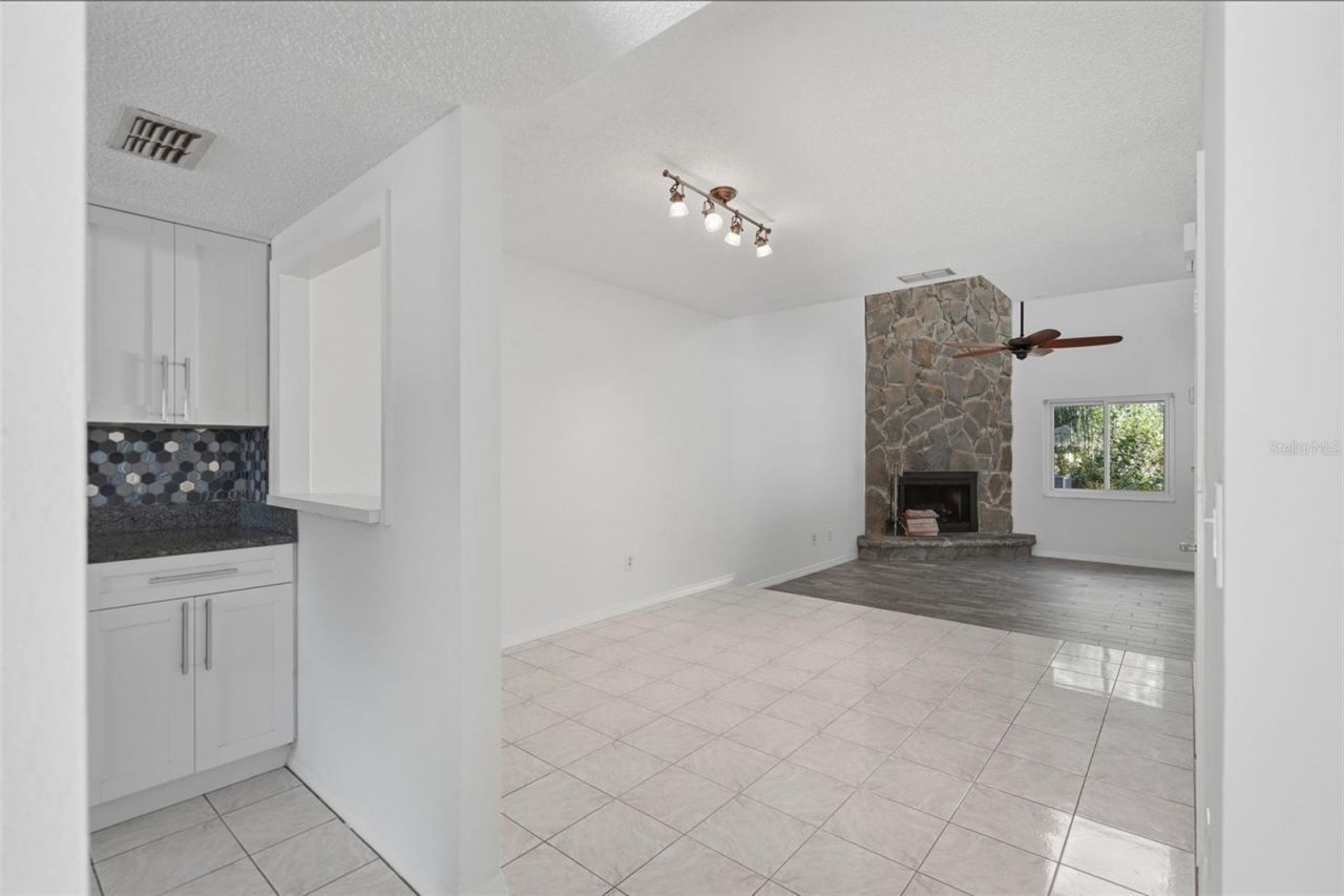 5824 Idle Forest Place , Tampa, FL 33614 Photo