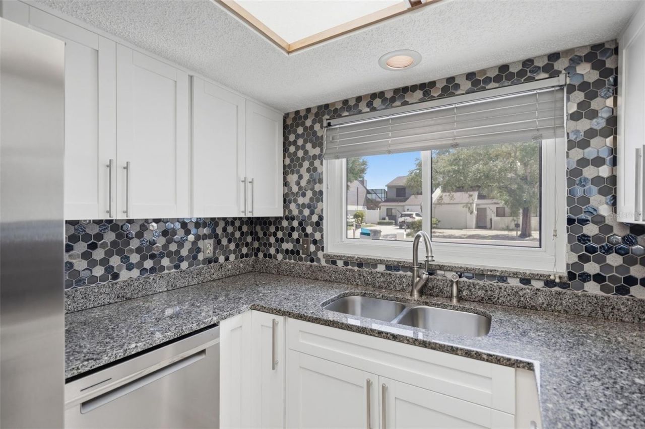 5824 Idle Forest Place , Tampa, FL 33614 Photo