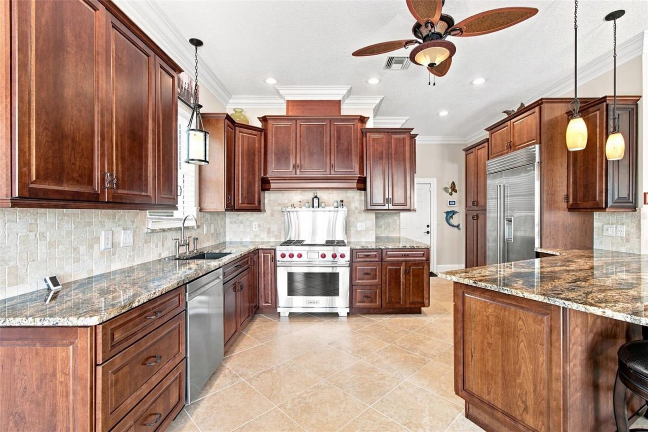 11220 8th Street E, Treasure Island, FL 33706 Photo
